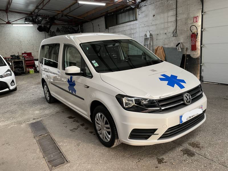 Le VSL-TPMR une alternative à l'Ambulance Allongée pour nos patients à mobilité réduite, tout en préservant le confort de leur chaise roulente manuelle ou électrique