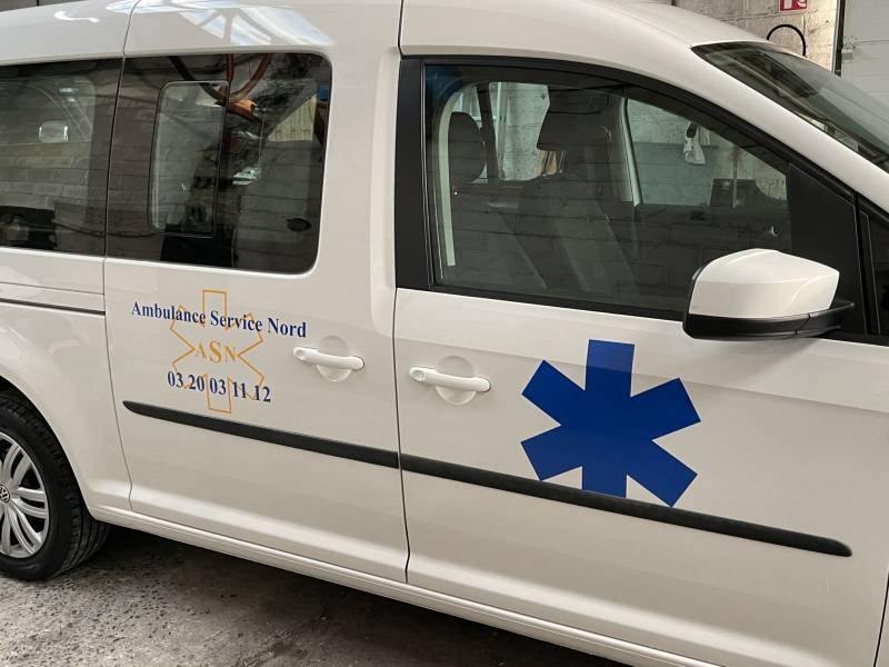 Le VSL-TPMR une alternative à l'Ambulance Allongée pour nos patients à mobilité réduite, tout en préservant le confort de leur chaise roulente manuelle ou électrique